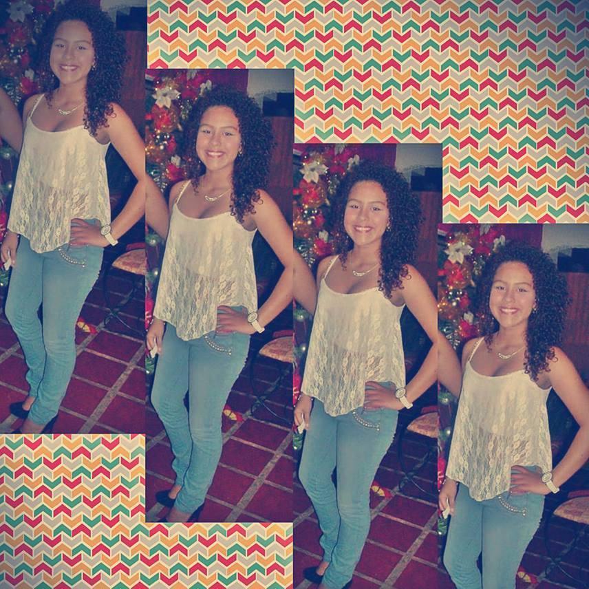 Bailando bailandoo 3 tu cuerpo y el mio llenando el vacio:$
