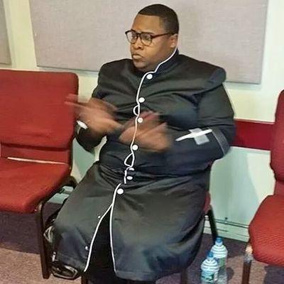 ChurchBoii306's profile picture. Servant , Minister , Father , #iPreach #iSing  #MKBMinistries http://t.co/UjaFRrf8Cp / Min. K. Burke