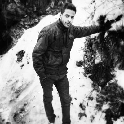 MujeebU96832020's profile picture. 