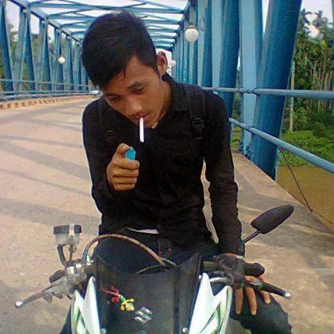 ginda_siregarr's profile picture. Aku hanya lelaki biasa