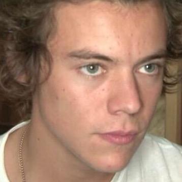 grupo no wpp so pras larry poderosa madame luxuria mandem o numero por dm xuxus