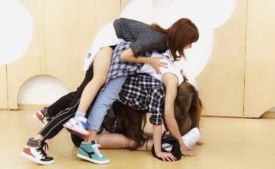 _20150117's profile picture. ♥ EVERYDAY WITH APINK ♥