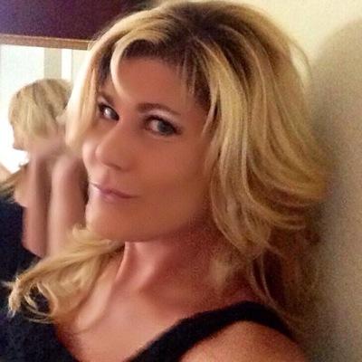 kimwolfe741's profile picture. Realtor® With RE/MAX Leading Edge
2049 West Street Suite D
Annapolis, Maryland 21401