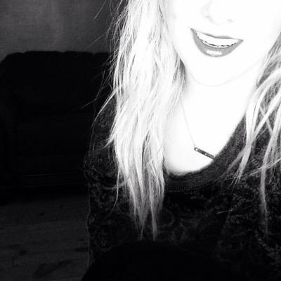 19. Northern child, born and raised. I'm a bit of a mess, but I'm still better than you. ✌️