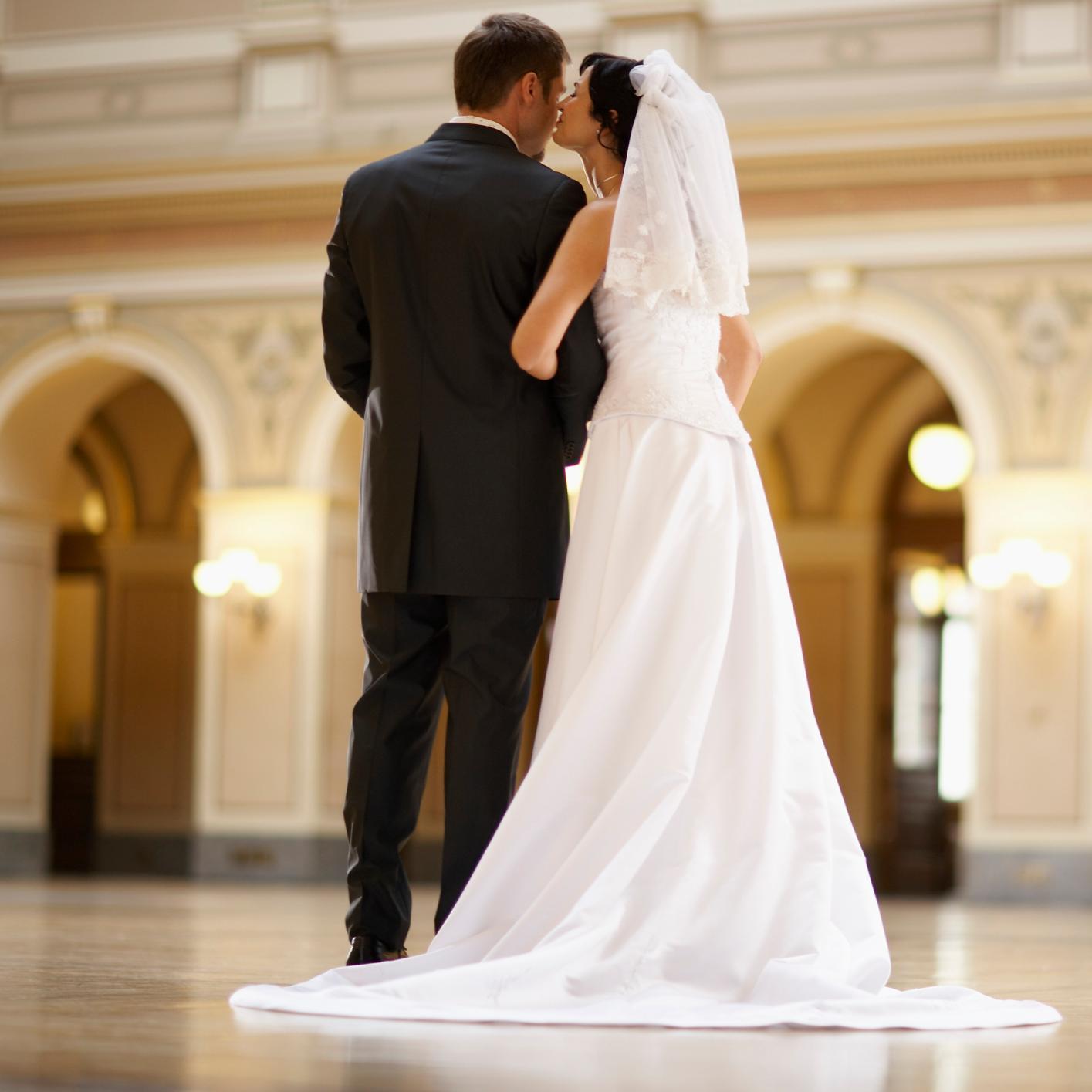 Information and advice for planning your special day.