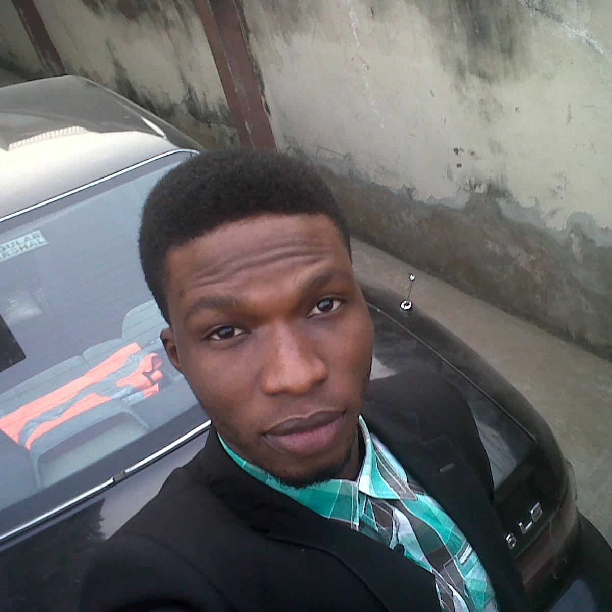 A very silly SANguine... INTENTIONAL GBAGAun Maker . All I do is laugh. Am not a serious type