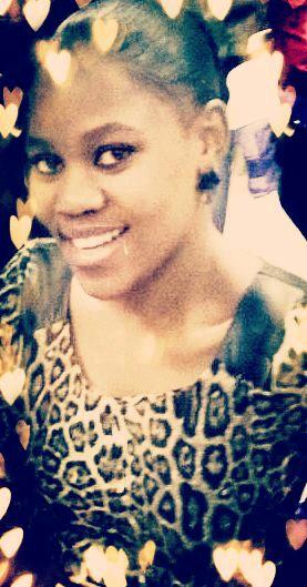 alinamachedi's profile picture. 