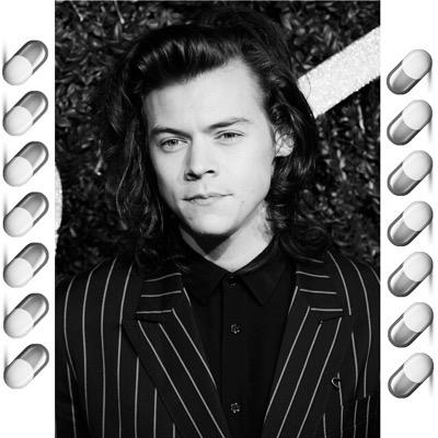 this is a free follow (: follow @oralwithzayn and she will follow back ❤️
