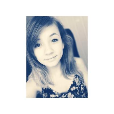 Haii! My name is Maya and im a 13 yr old girl from Norway I love to play Minecraft for my YT! my dream is to work with animals and work as a youtuber
