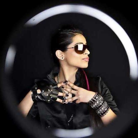 @iisuperwomanii is my life. Watched every video of her's till today.. Biggest inspiration. Indian; but living in Kuwait..