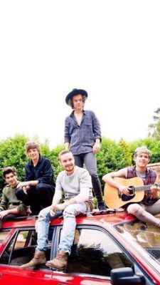 hey you are beautiful and your fav will notice you ♡ please follow my main @nialllsoreo ♥ I love you ♡