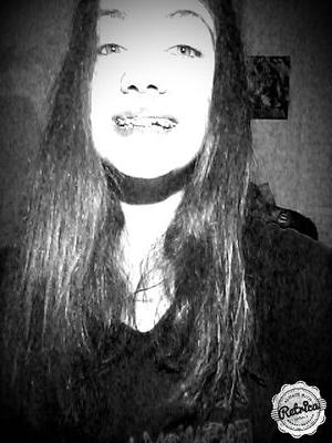 dielochis = ich liebe sie ♥
was das leben angeht? Das machen was einen Spaß macht:)