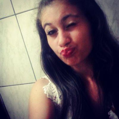 Você gosta de ficar no chão?           Eu prefiro voar!! ♡♡