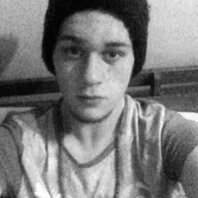 vient tweet