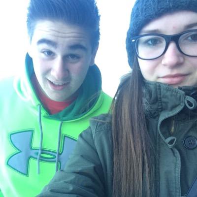 Austrian ⓑⓔⓛⓘⓔⓑⓔⓡ, 15, brown hair, brown eyes, SUM41