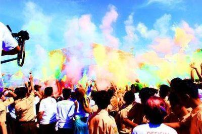 VocationalOneCimahi proudly present; COLORFEST - waiting for after movie