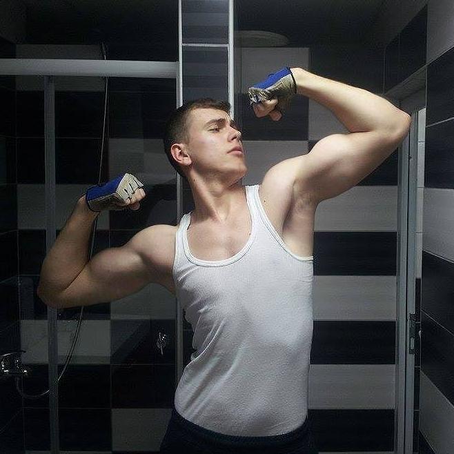 ArnoldBrate's profile picture. Just a regular dude...you can call me Arnold! (The Gym is my Life)