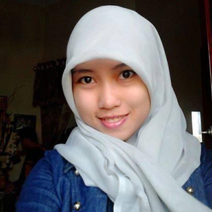 dewialwayz's profile picture. FE UNM 013 | Miss You Papa | Love My Family | Mom + Dad + Me + My Sister + My Brother + My. Lovely = Always Be Happy --  (~˘⌣˘)♥ε˘`~)