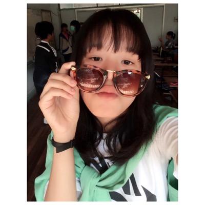ยาหยี. เฟดเฟ่
facebook :  yayee fedfe
Line. :  laksikan087
IG. :   YAYEELAKSIKAN