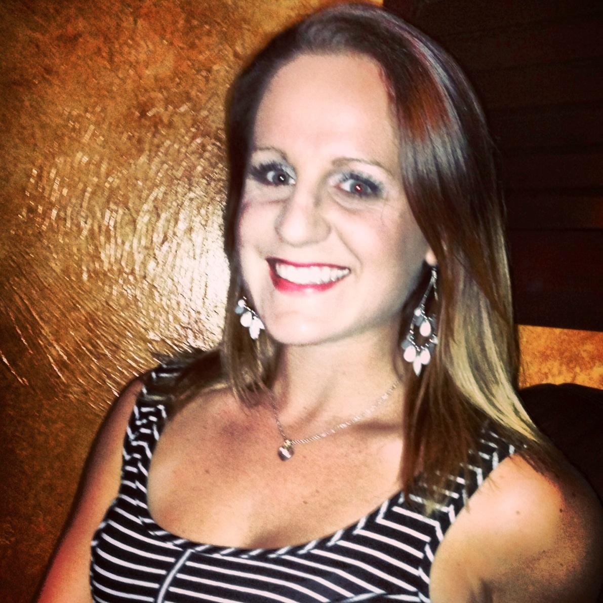 I have a #PASSION for healthy FULL flavor food, positive body image and prevention of eating disorders. Life coach & author coming soon