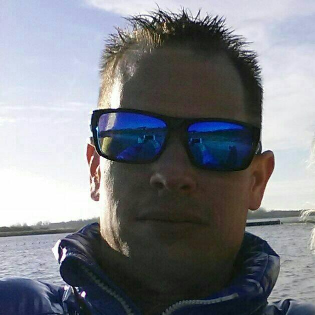 BosmanBas's profile picture. Levensgenieter. Twitter niet op persoonlijke titel, maar namens heel de wereld.