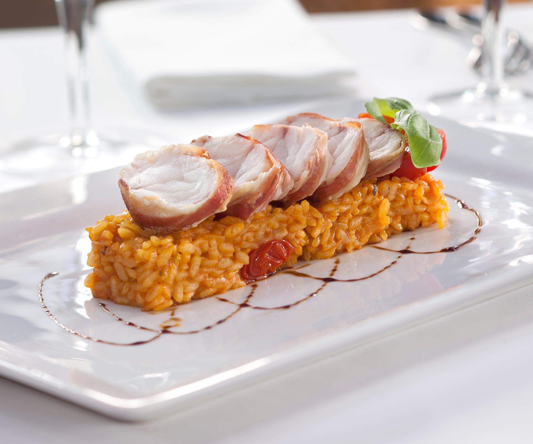 La Capanna is the only fine dining Italian Restaurant in Cobham, Surrey, serving regional Italian dishes with a contemporary twist, in our magical restaurant.