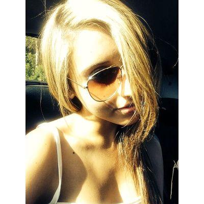 aley_faber's profile picture. CAPE TOWN - place to be