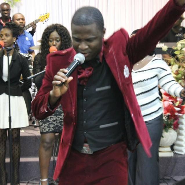 MULTIPLE AWARDS WINNER GHANAIAN  INTERNATIONAL GOSPEL ARTIST BASED IN CANADA....WEBSITE : http://t.co/aqOY5tHm1i