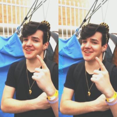 follow my main acc or I'll unfollow you @sammyfuckingson