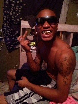 young nigga tryna be successful  i stay solo im single so i do shit by myself!!!