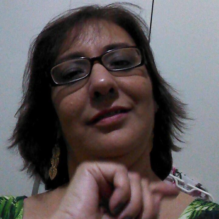 claudiaarezende's profile picture. AMOR, PALAVRA QUE LIBERTA...