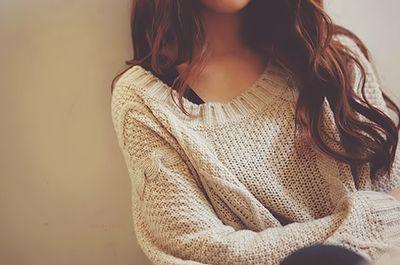Married with My Phone ○ British Them flatter ○ Directioner ○ French ○ Shy ○ Girl○ Travel ○ Author on Wattpad ○ http://t.co/HMAlXUeIDI… ○ 17 Yo