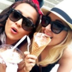 LockScreensML's profile picture. Dm/Tweet me for a screen lock you like ❤️