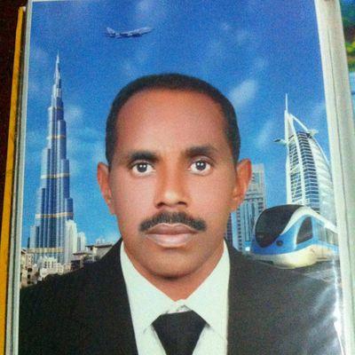 خلك كتوم واخفي همك ببسمه