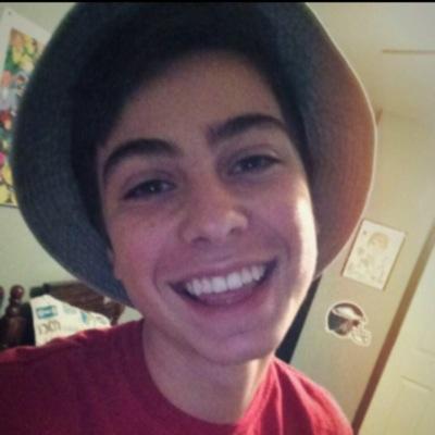 kreutzberglove's profile picture. 