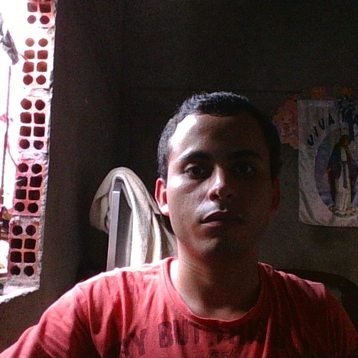 nacio en cucuta el dia 2 de mayo del 1994 me gusta la politica  soy defensor de la gente mas necesitada y estoy orgulloso de hacer es valor de colaborar