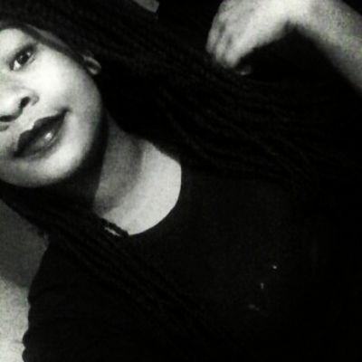 SavageBisshh's profile picture. I Can Neva Fall In Love Dat Shdd Ain't Me         Live Life &Stay Humble