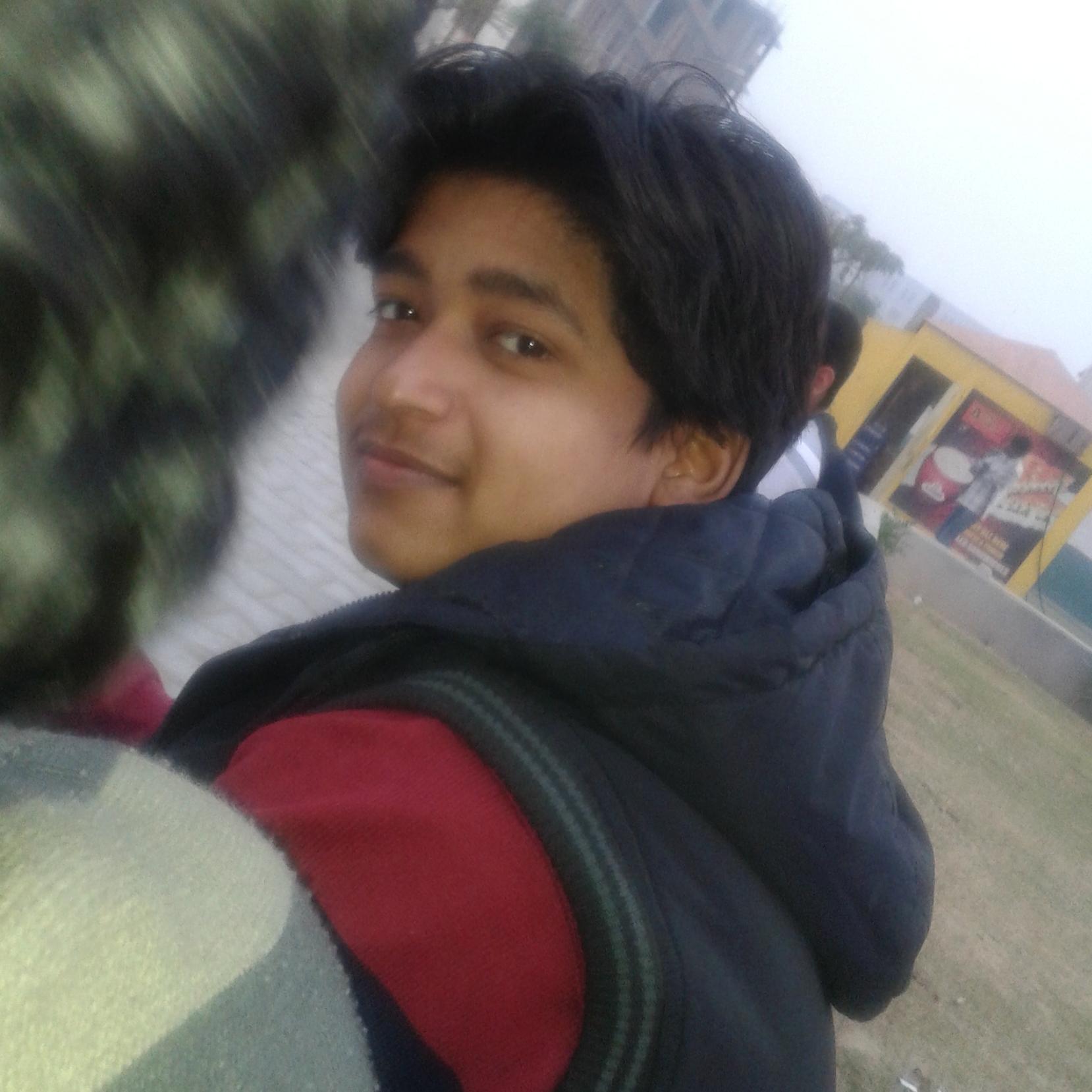 /\/\ fun lovng boy and Future ENTREPRENEUR