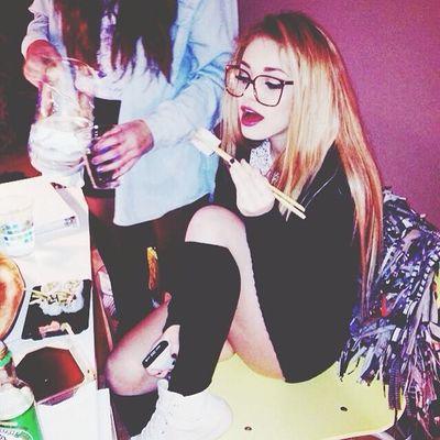 “E sappiate distinguere chi sa distinguervi da tutto il resto.”