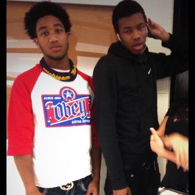 2Condoms3Hoes's profile picture. 