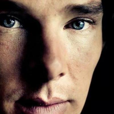 obsessive cumbercookie sherlockian, whovian, merlinian. your basic teenage fangirl follow my ordinary people account @SezzieTR