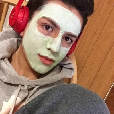 please follow my main @outlinemendes