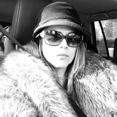 Real Estate Broker & Investor, I love being a Wife, Mom & Friend. I follow stocks, fashion, travel,exercise, design, God & wine...I strive for World Peace.