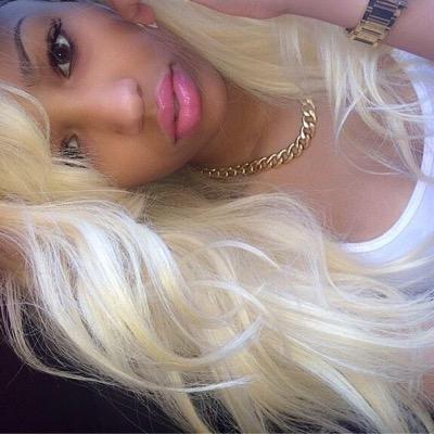 ellabandz2's profile picture. Insta: @EllaBandz2.
Old IG name was @EllaGotBank. Thats my only insta and this is my ONLY and new twitter.