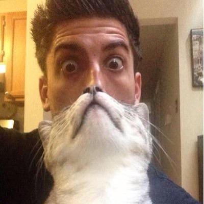 That dude on YouTube •RP•YouTuber•Vlogger•Single•