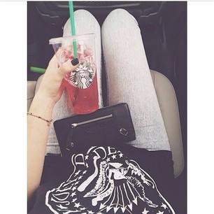 Ayneshop_'s profile picture. Testi?Katalog? cek fanpage fb ayneshop. Pin:24BDE7C9 • Payment BCA shipping via JNE. Supplier Jansport,garskin,jaket distro termurah