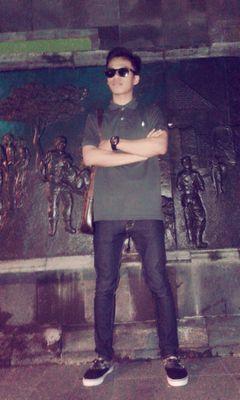 lahir 27 july 1996
  
DO NOT GIVE UP BEFORE WAR !!!
YOU'LL NEVER WALK ALONE