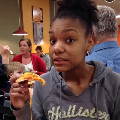follow @brrookkee__