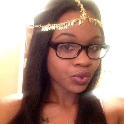 tatiahC's profile picture. 