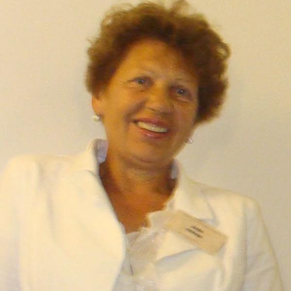 ivnivik's profile picture. Я помогаю сетевикам на земле перевести их бизнес в интернет.Я помогаю пенсионерам овладеть компьютером и научиться зарабатывать в интернете.